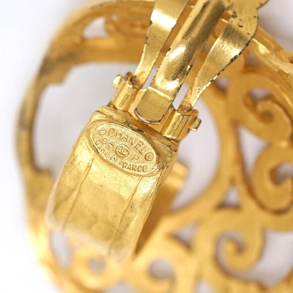 CHANEL CC Logos Fringe Hoop Clip-On Earrings Gold Tone 95P Auth - Picture 5 of 5